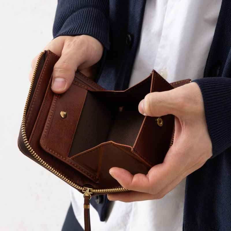 LZIP MIDDLE WALLET 二つ折り財布 HERBIE | Multiverse マルチバース